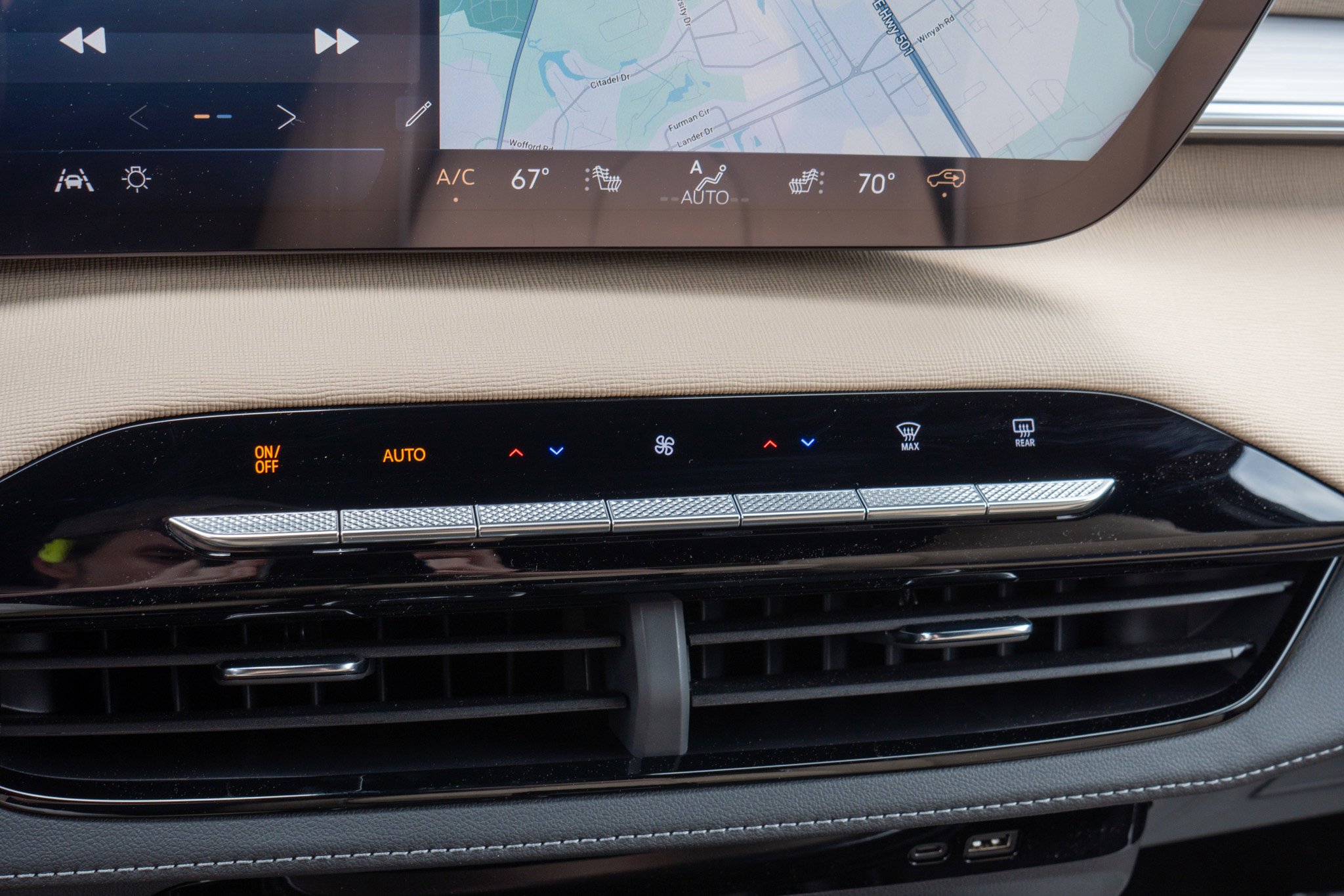 2026 Buick Enclave Preferred - Photo 14