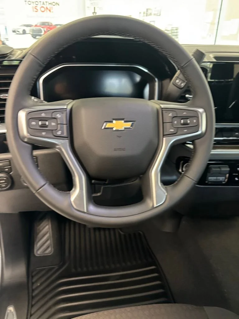 2026 Chevrolet Silverado 1500 LT - Photo 13