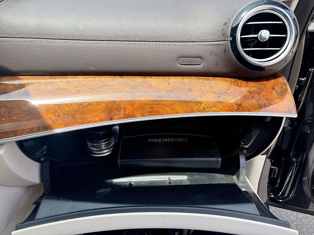 Used 2018 Black Mercedes-Benz E 400 image 26