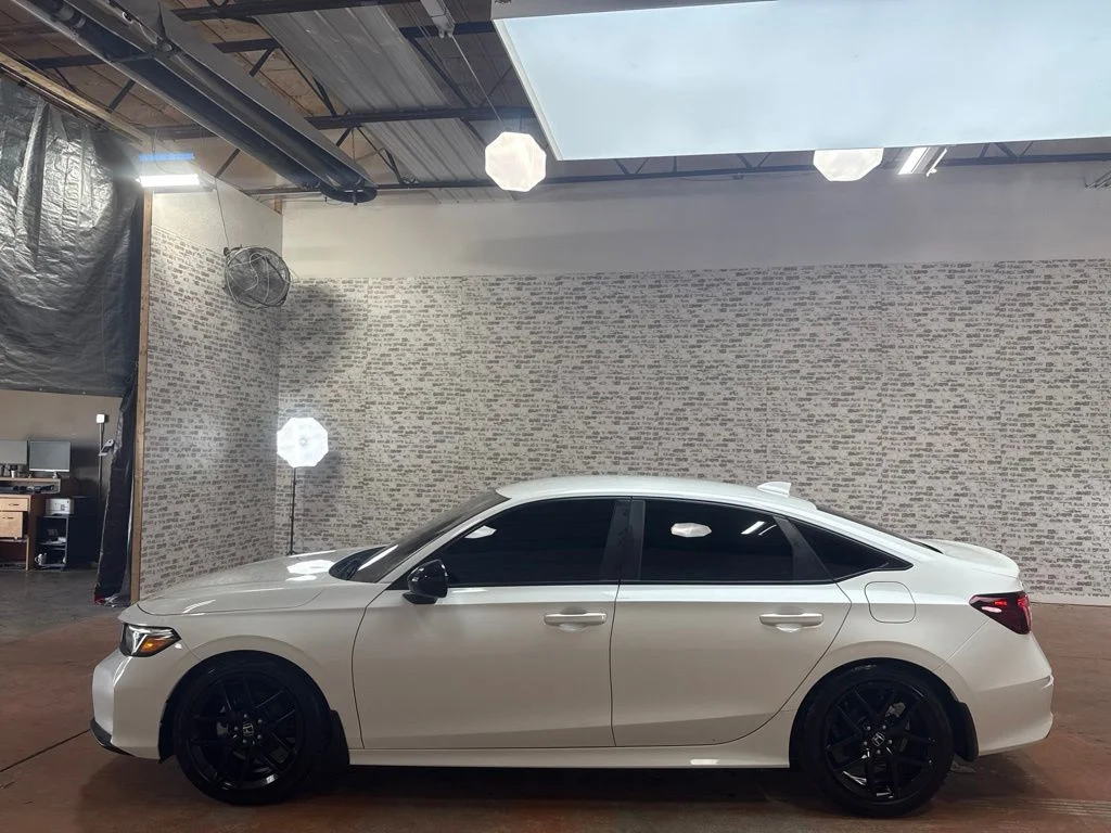 Used 2025 Platinum White Pearl Honda Sport image 4