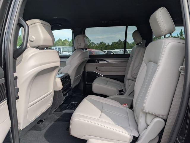 New 2026 High Gloss Black Exterior Paint Jeep Grand Wagoneer image 23