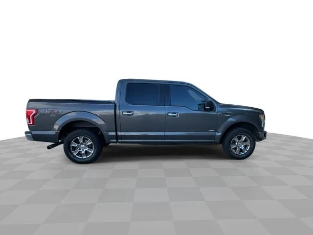 Used 2016 Gray Ford XLT image 9