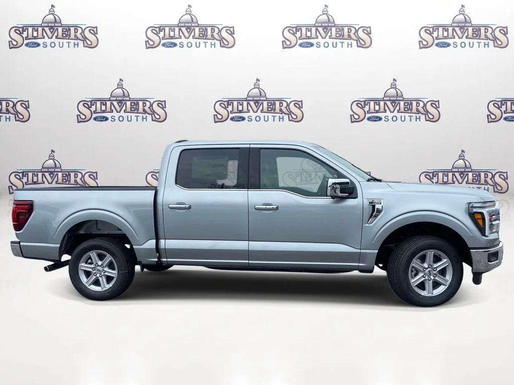 New 2026 Silver Ford Lariat image 2