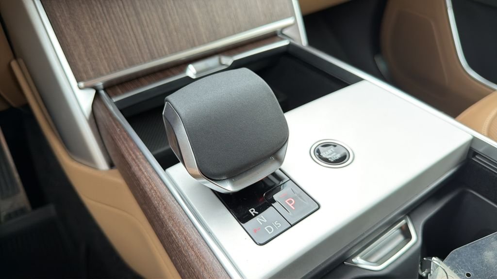 2026 Land Rover Range Rover SE - Photo 24