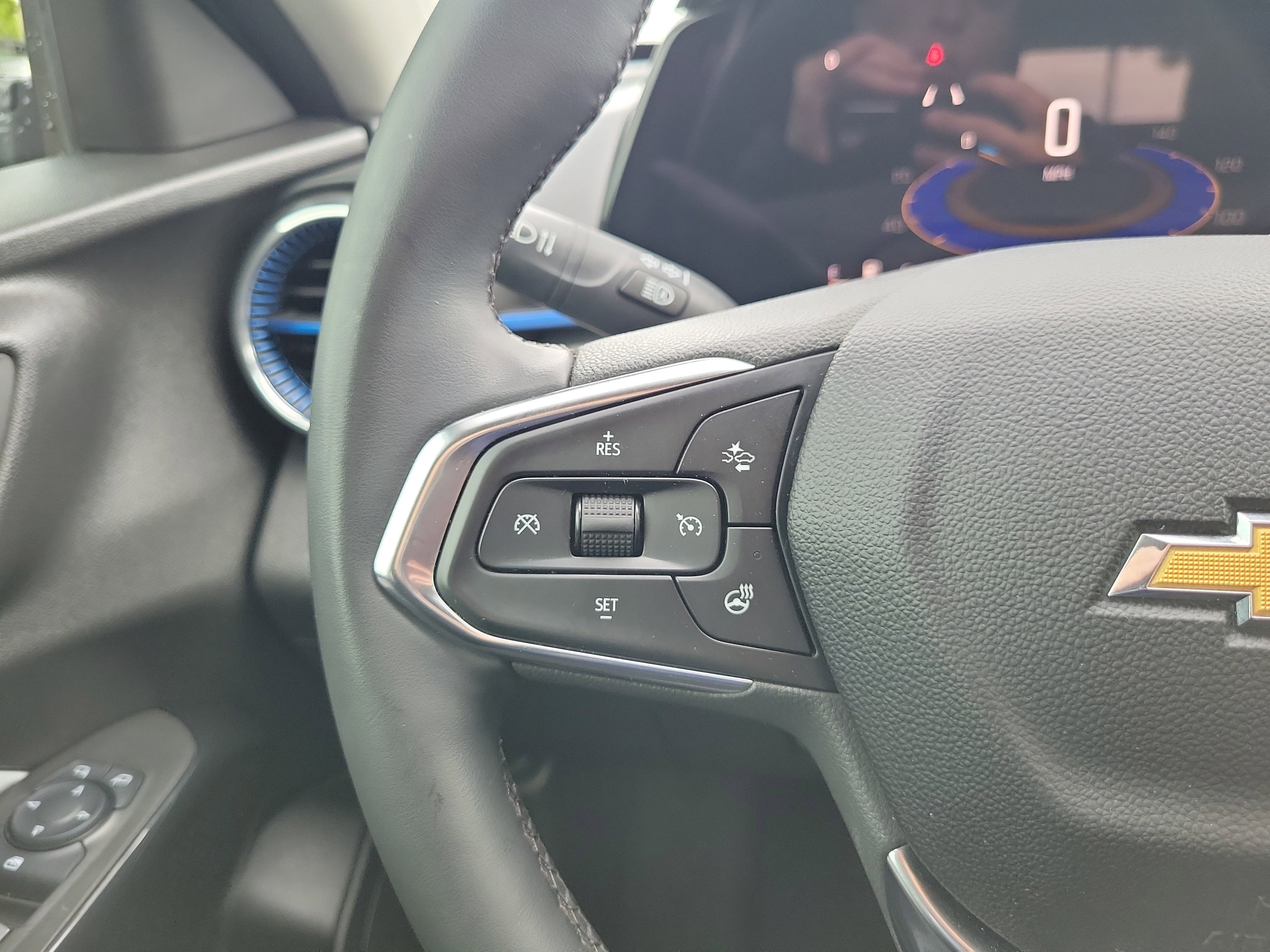 Used 2025 Sterling Gray Metallic Chevrolet LT image 15