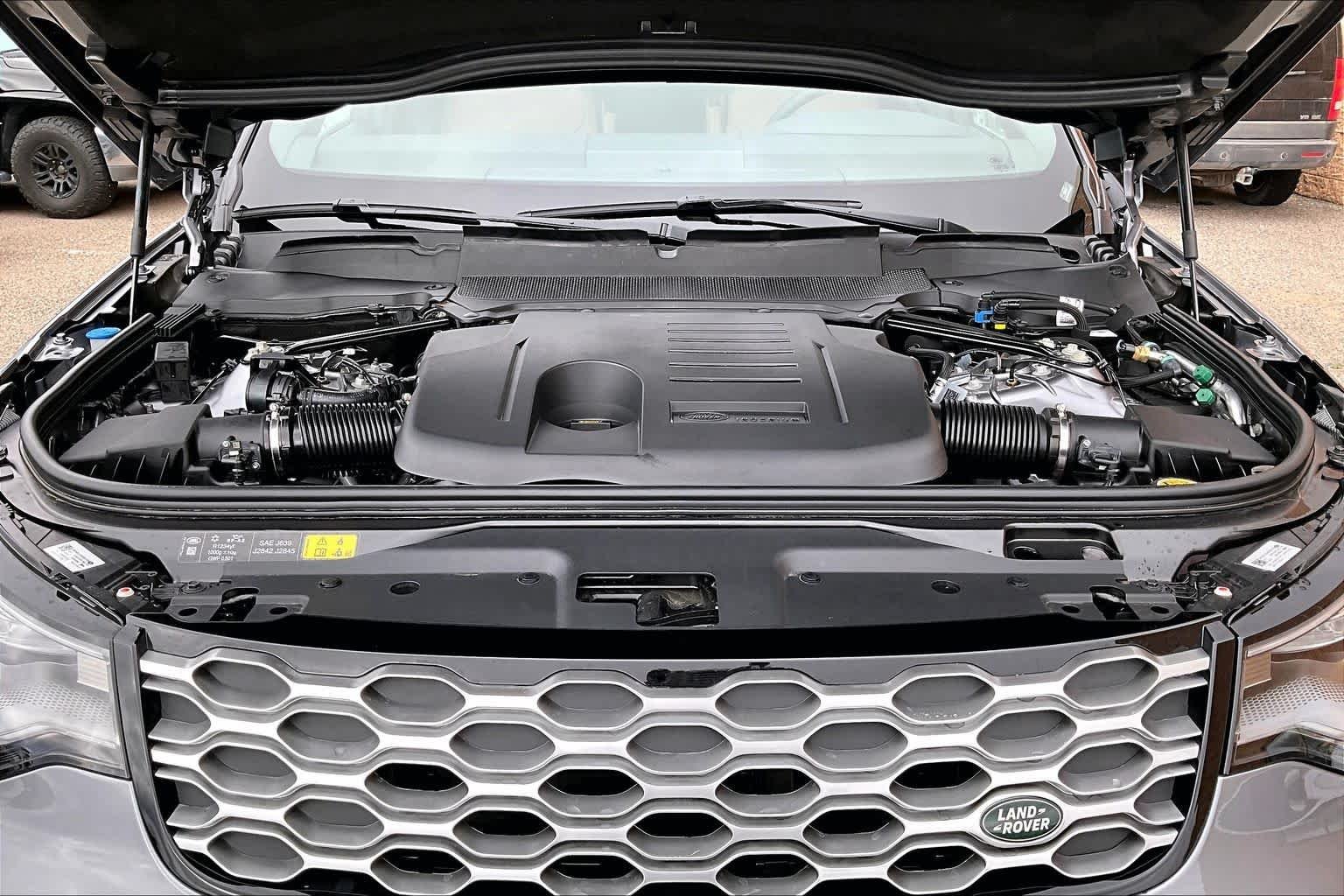 New 2026 Eiger Grey Land Rover Gemini Edition image 16