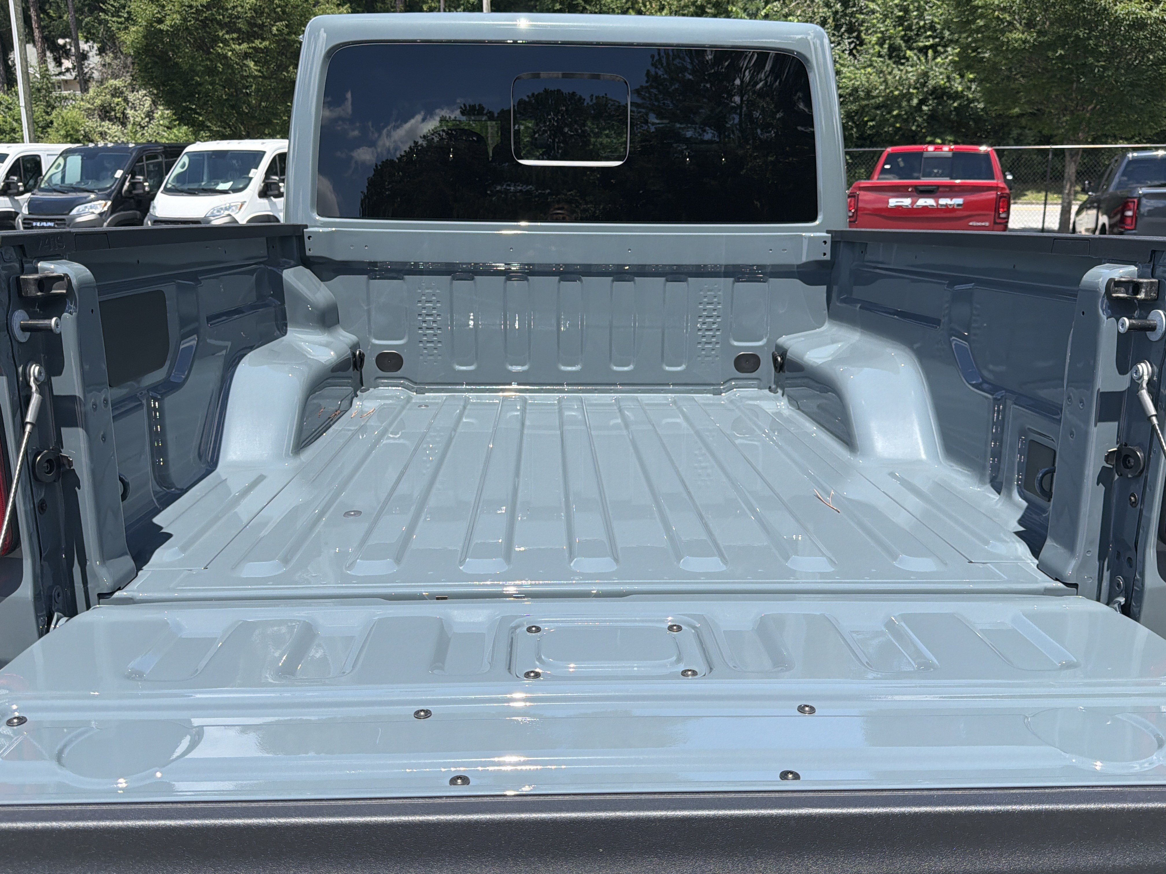 New 2026 Anvil Clear-Coat Exterior Paint Jeep Sport S image 22