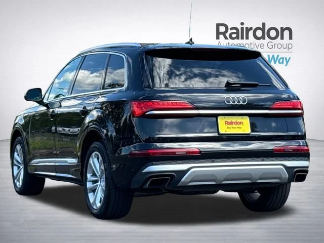 Used 2025 Mythos Black Metallic Audi 55 Premium Plus image 5