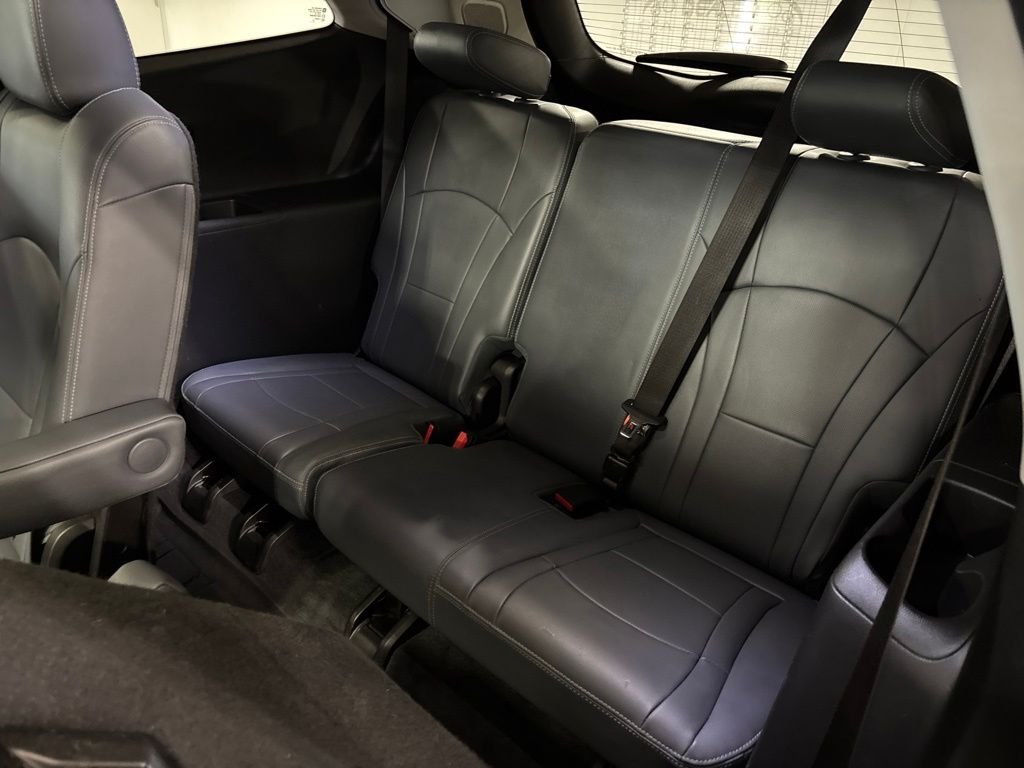 Used 2021 Black Buick Essence image 28
