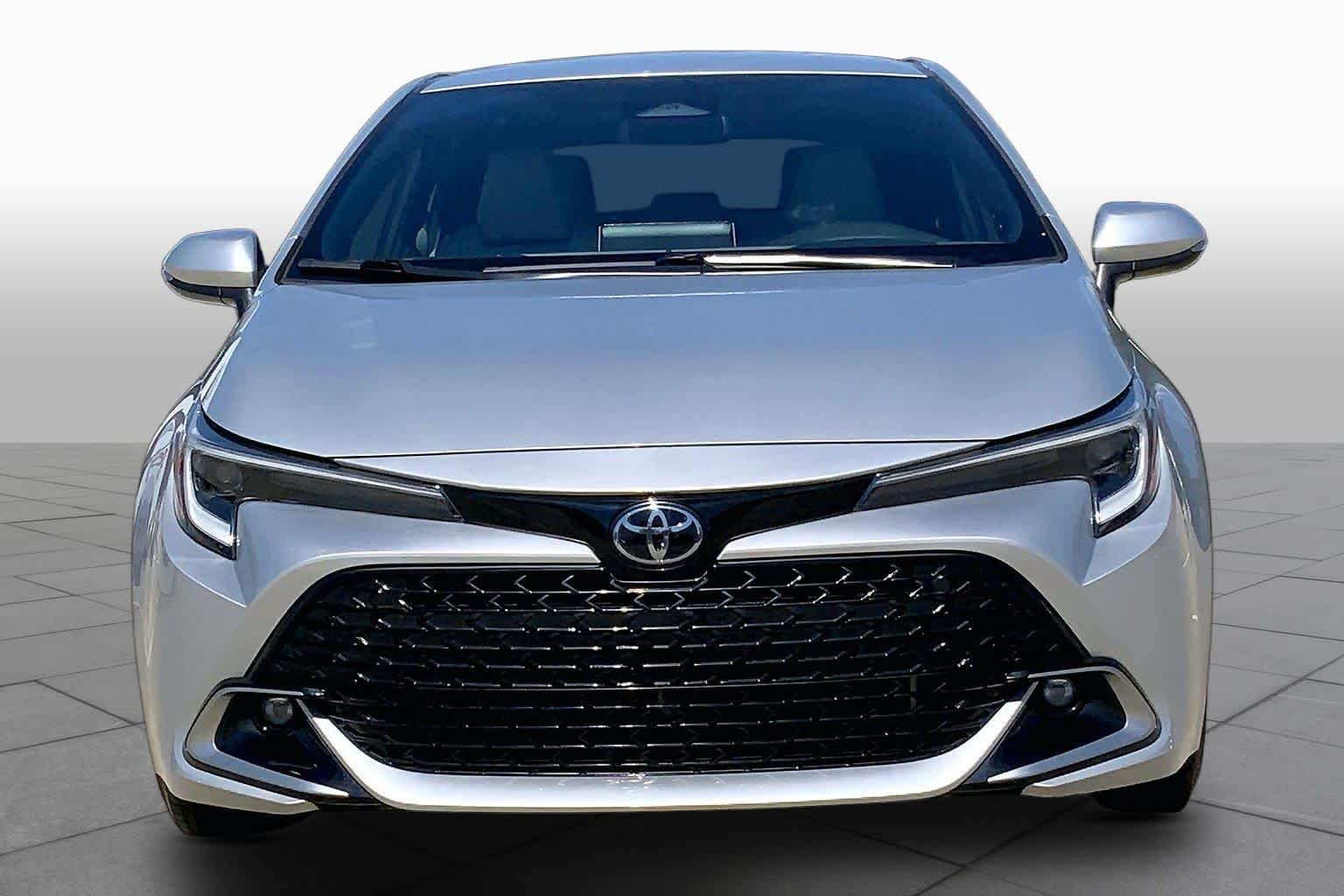 Pre-Owned 2023 Toyota Corolla Hatchback XSE