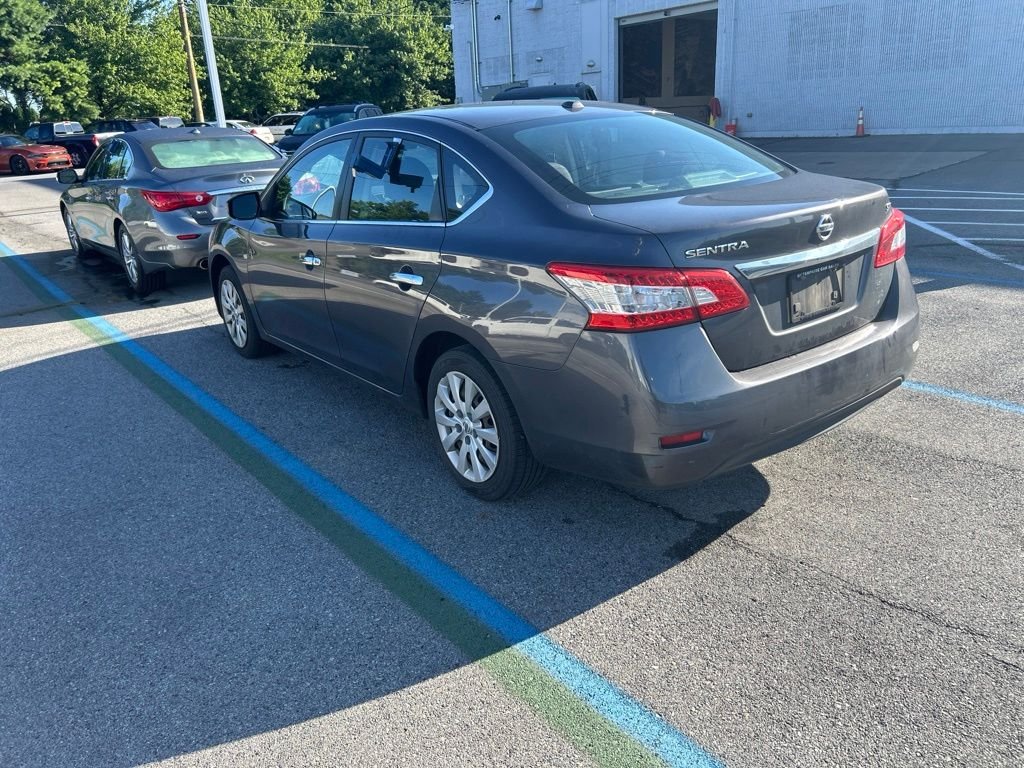 Used 2015 Gray Nissan SV image 7