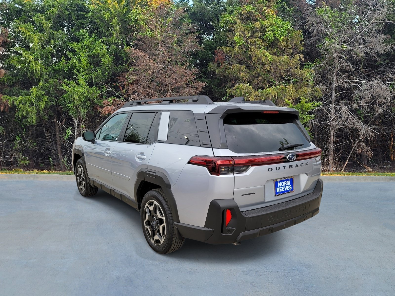 Used 2026 Ice Silver Metallic Subaru Touring image 20