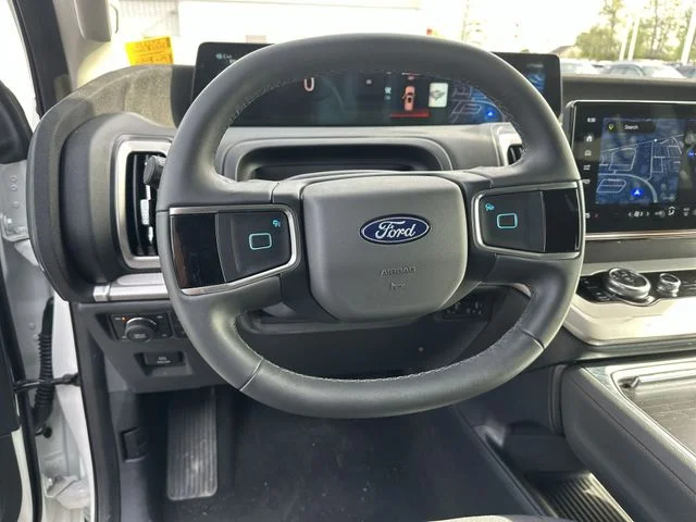 Used 2025 White Ford Active image 13