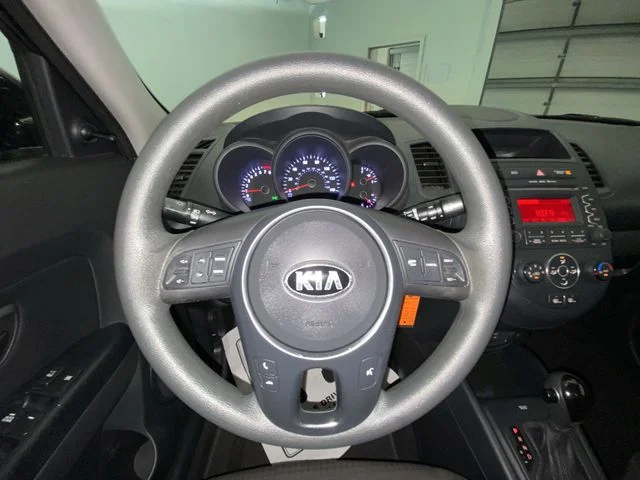 Used 2013 Gray Kia Base image 14