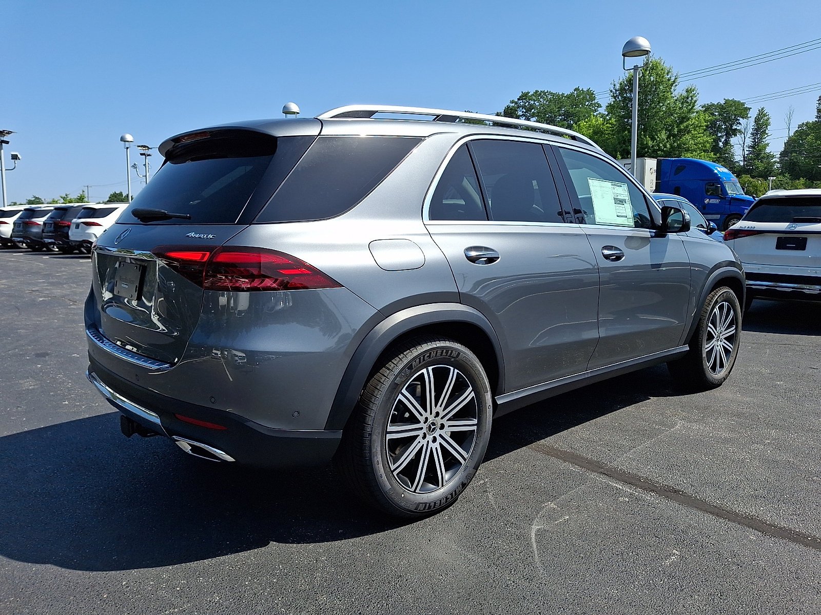 New 2026 Selenite Grey Metallic Mercedes-Benz GLE 350 image 27