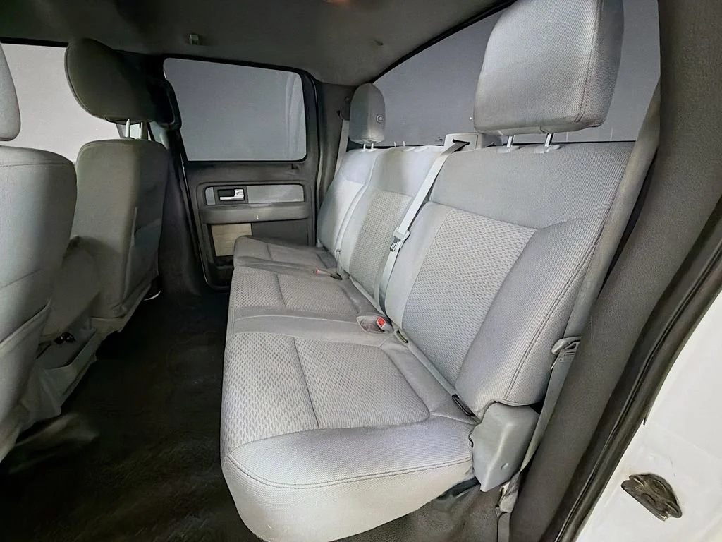 Used 2013 White Ford XL image 18