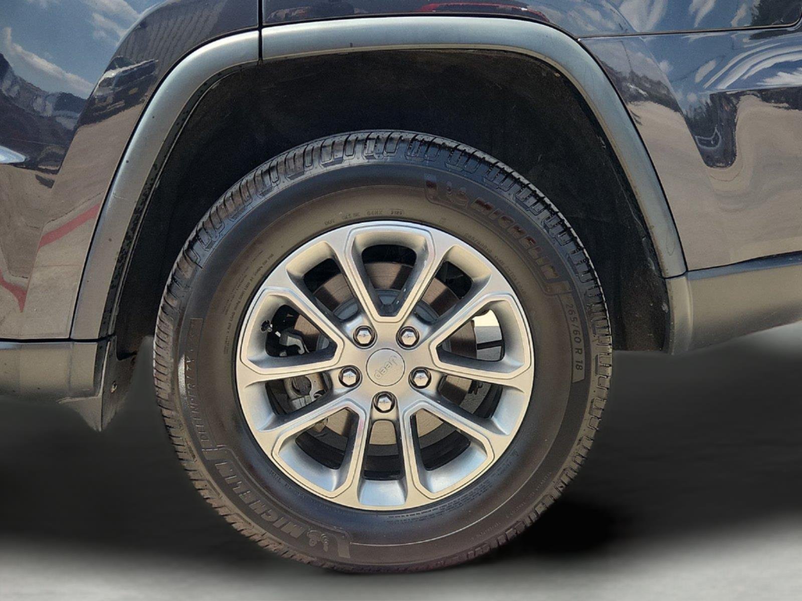 2015 Jeep Grand Cherokee Limited Gray at Auto Boutique Texas