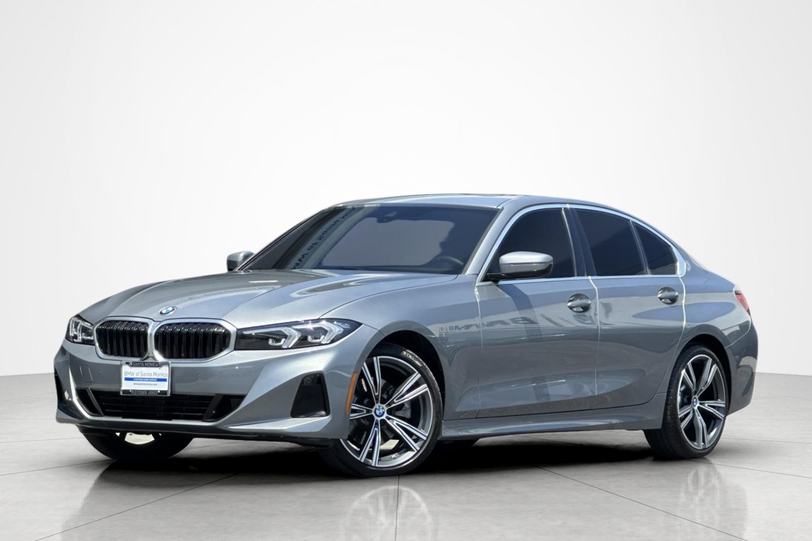 Used 2024 Skyscraper Grey Metallic BMW 330i image 1