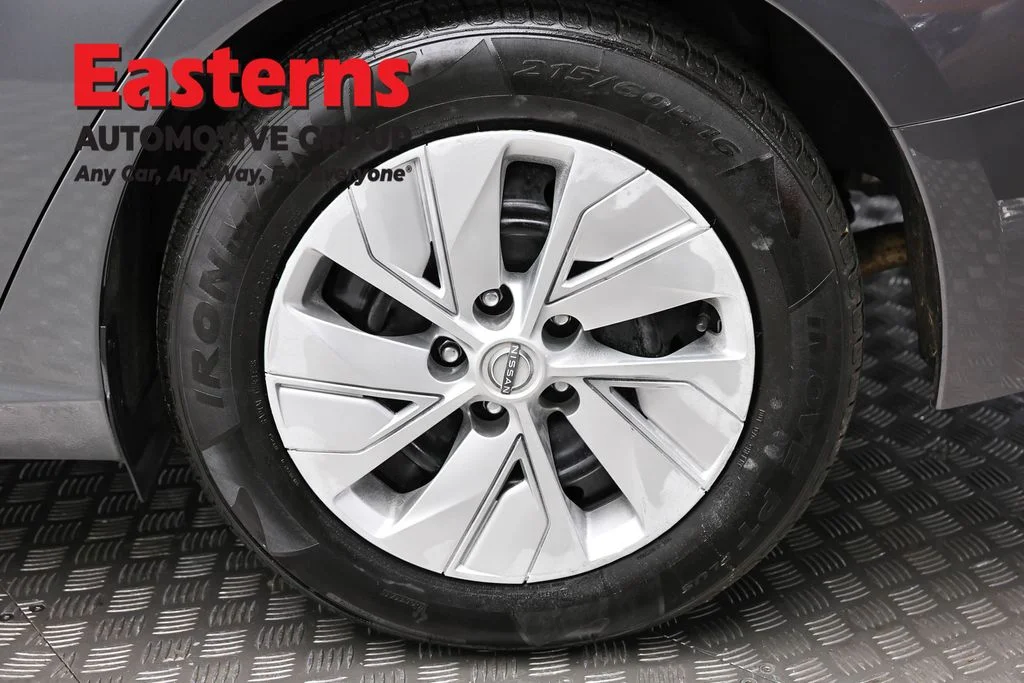 Used 2024 Gray Nissan 2.5 S image 8