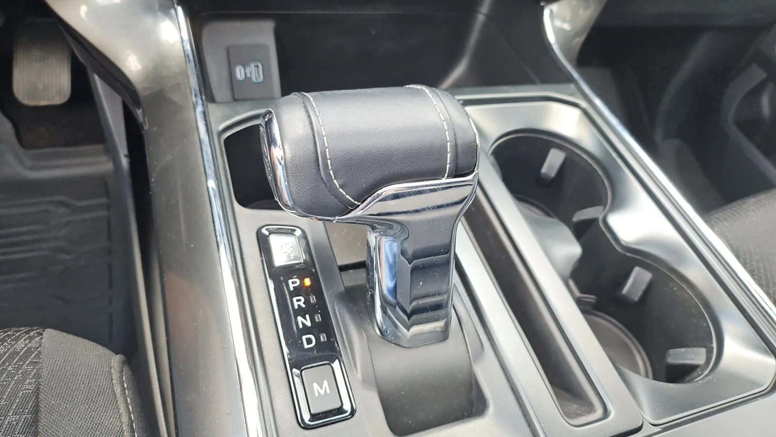 Used 2023 Red Ford XLT image 23