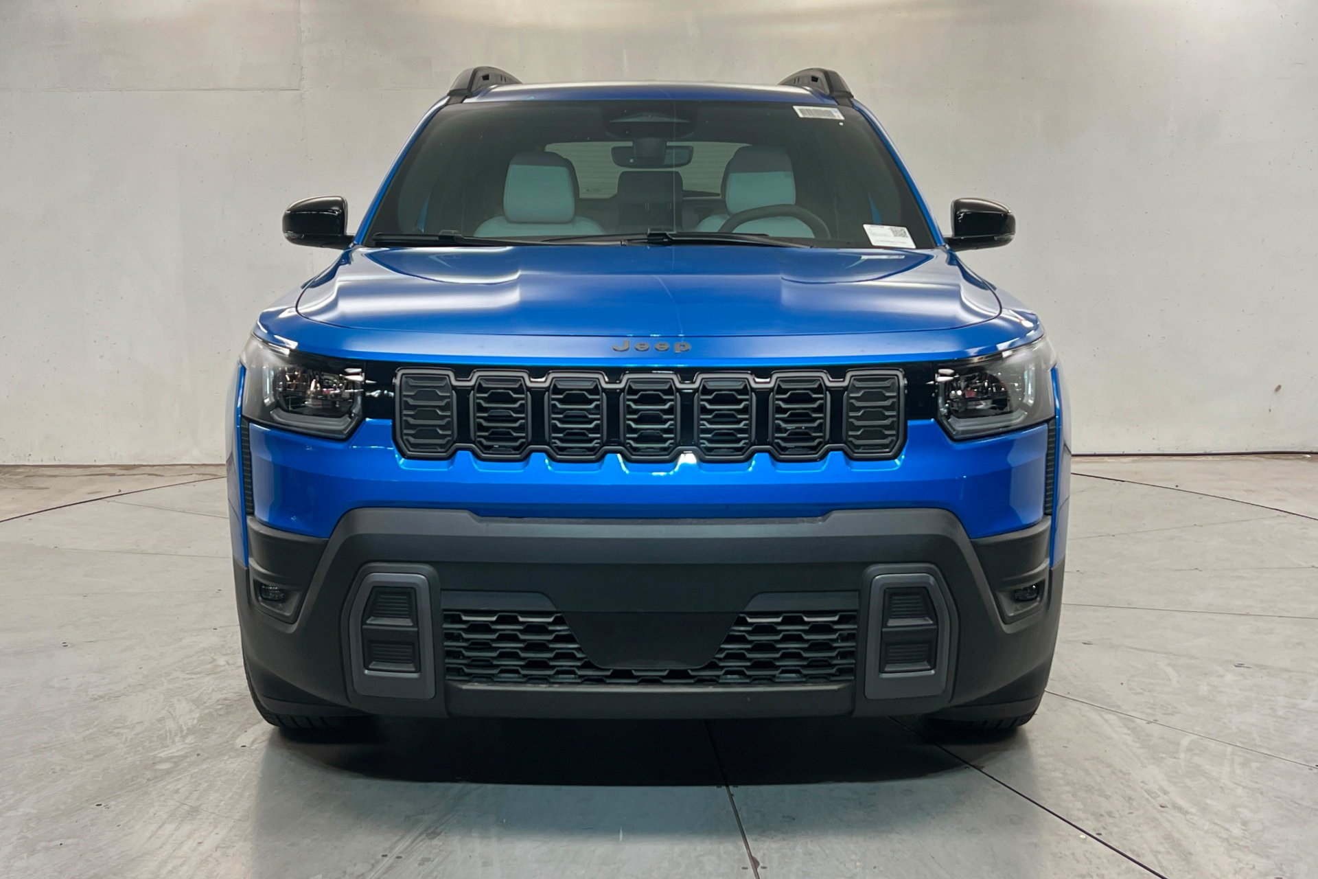 New 2026 Hydro Blue Pearl-Coat Exterior Paint Jeep Limited image 9
