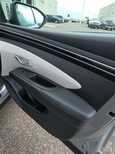Used 2022 Silver Hyundai SEL image 22