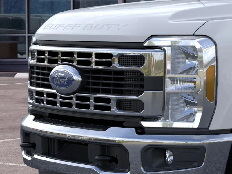 New 2026 Oxford White Ford XLT image 39