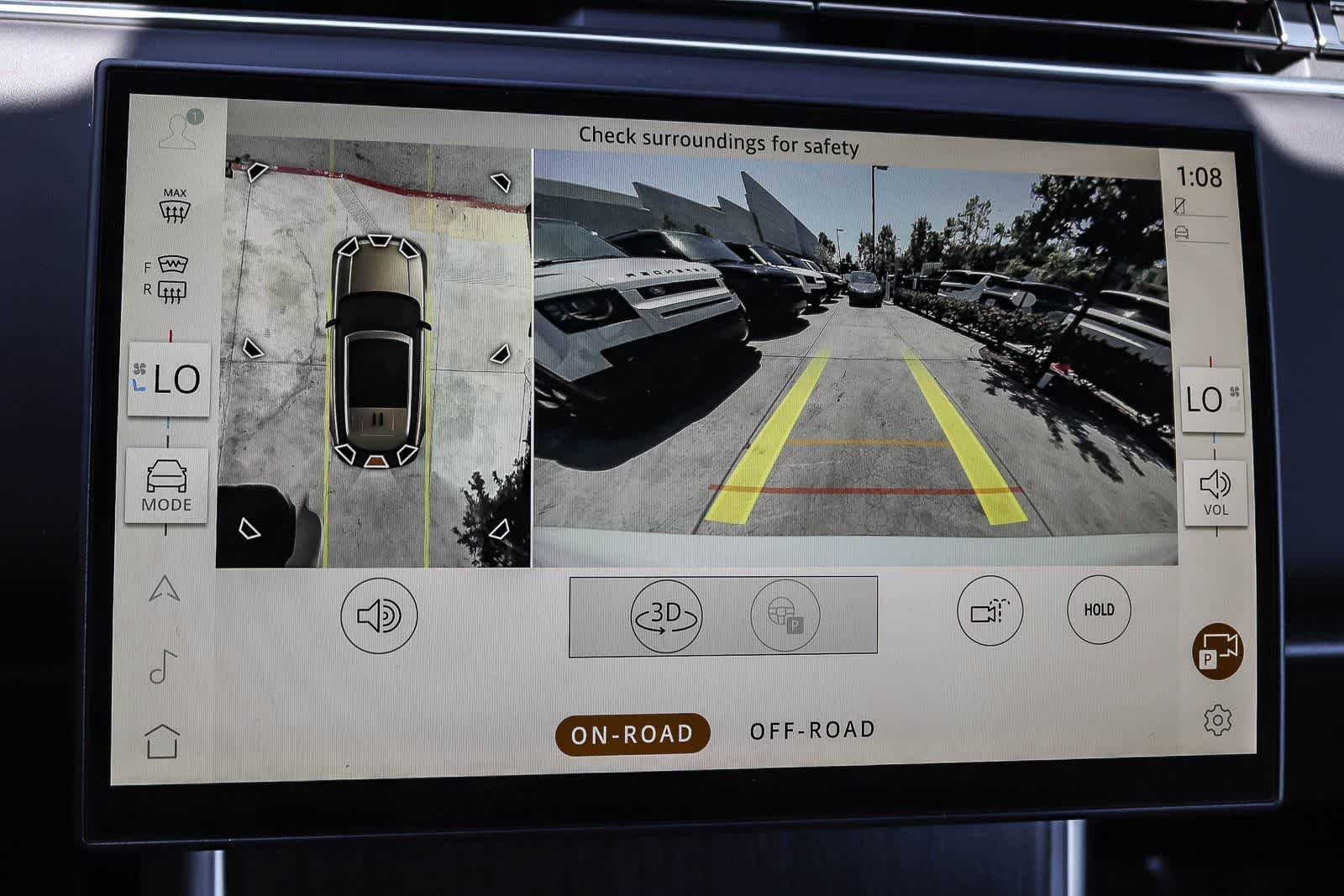 New 2026 Fuji White Land Rover SE image 25