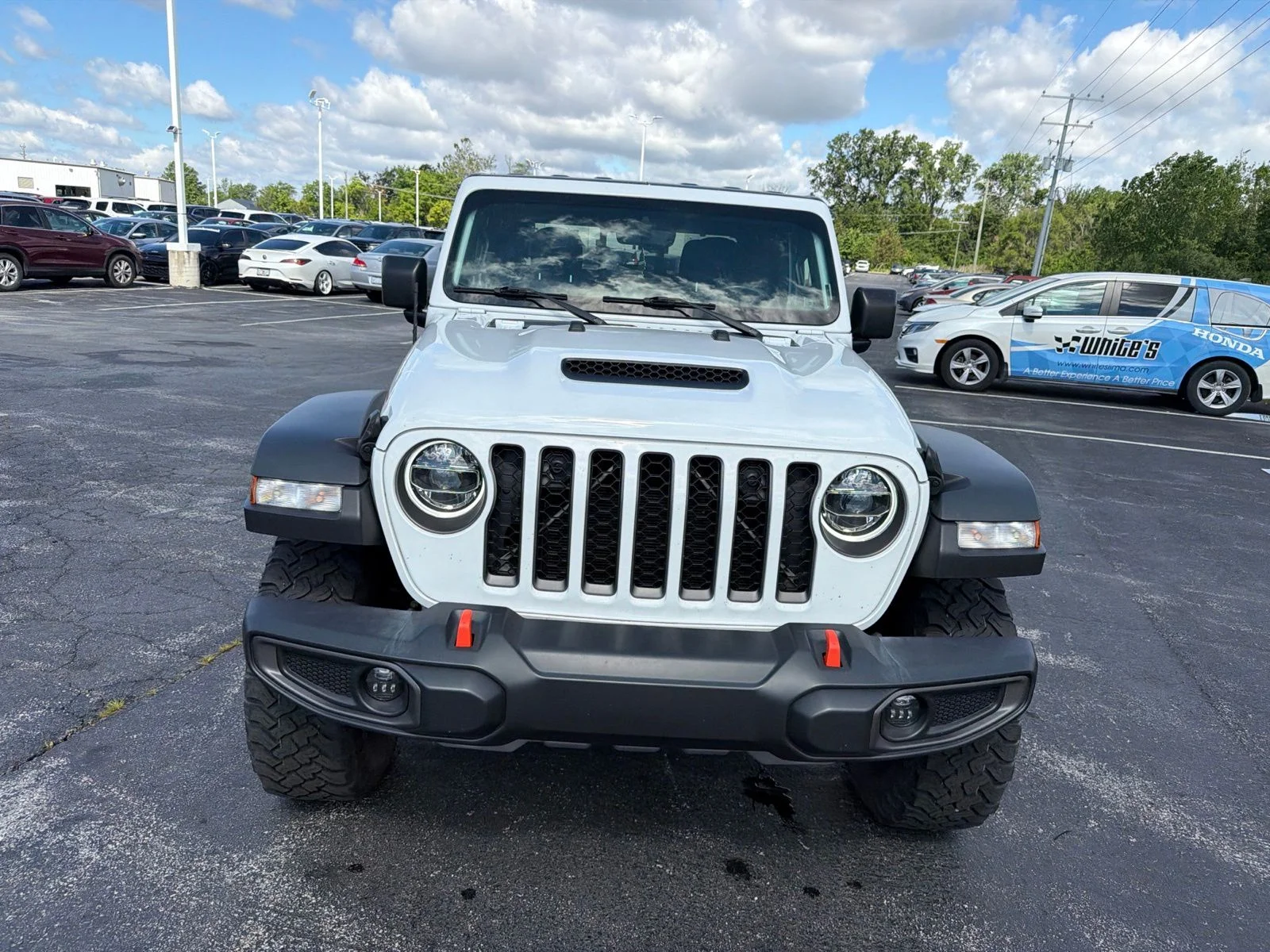 Used 2022 White Jeep Mojave image 10