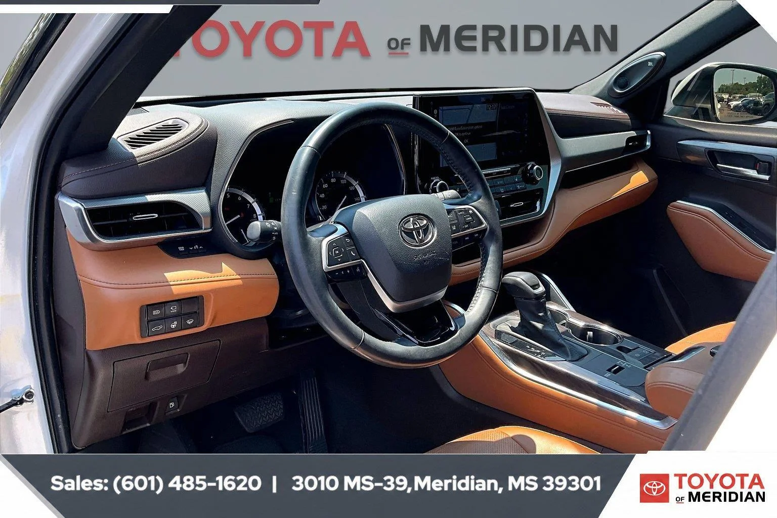 Used 2022 Wind Chill Pearl Toyota Platinum image 12