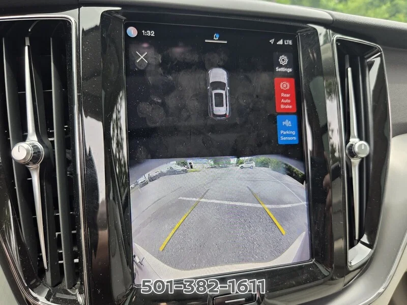 Used 2024 Bright Dusk Metallic VOLVO B5 AWD CORE DARK THEME image 21