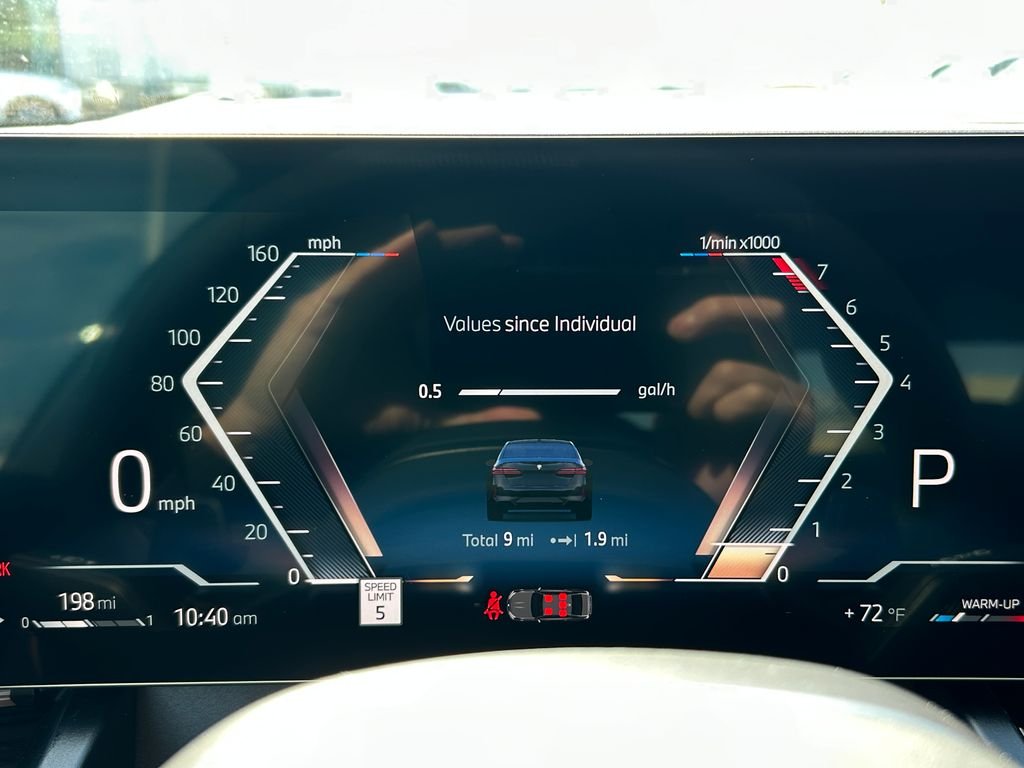 New 2027 Black Sapphire Metallic BMW 540i xDrive image 21