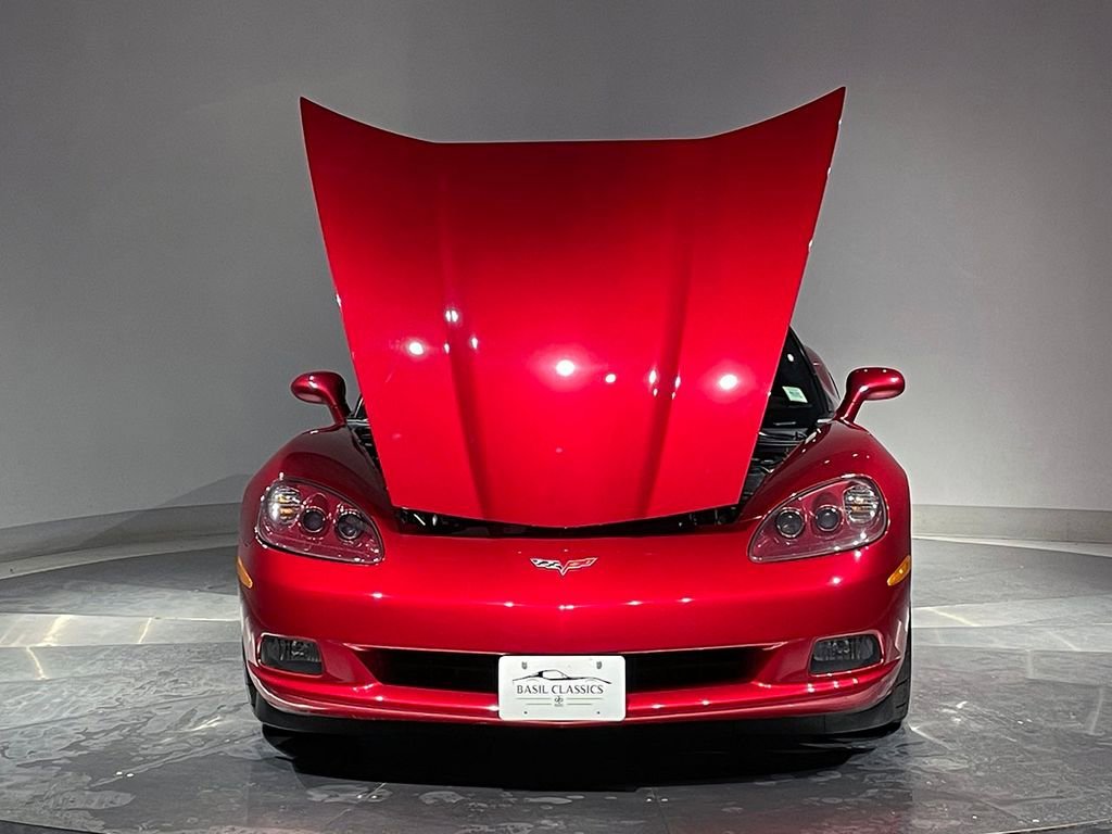 Used 2005 Magnetic Red Metallic Chevrolet NA image 28