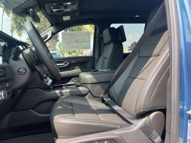 2026 GMC Yukon Denali - Photo 15