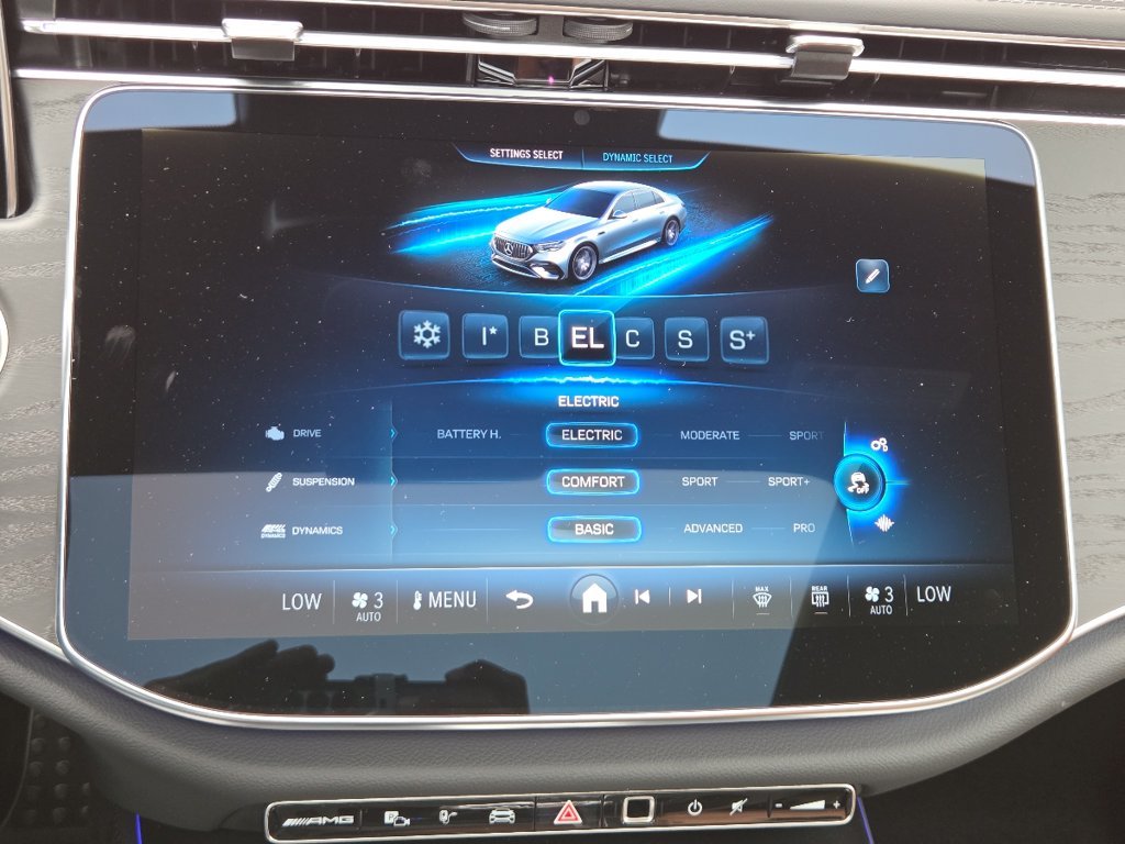 New 2027 Nautical Blue Metallic Mercedes-Benz AMG® E 53 E 4MATIC+ Sedan image 38