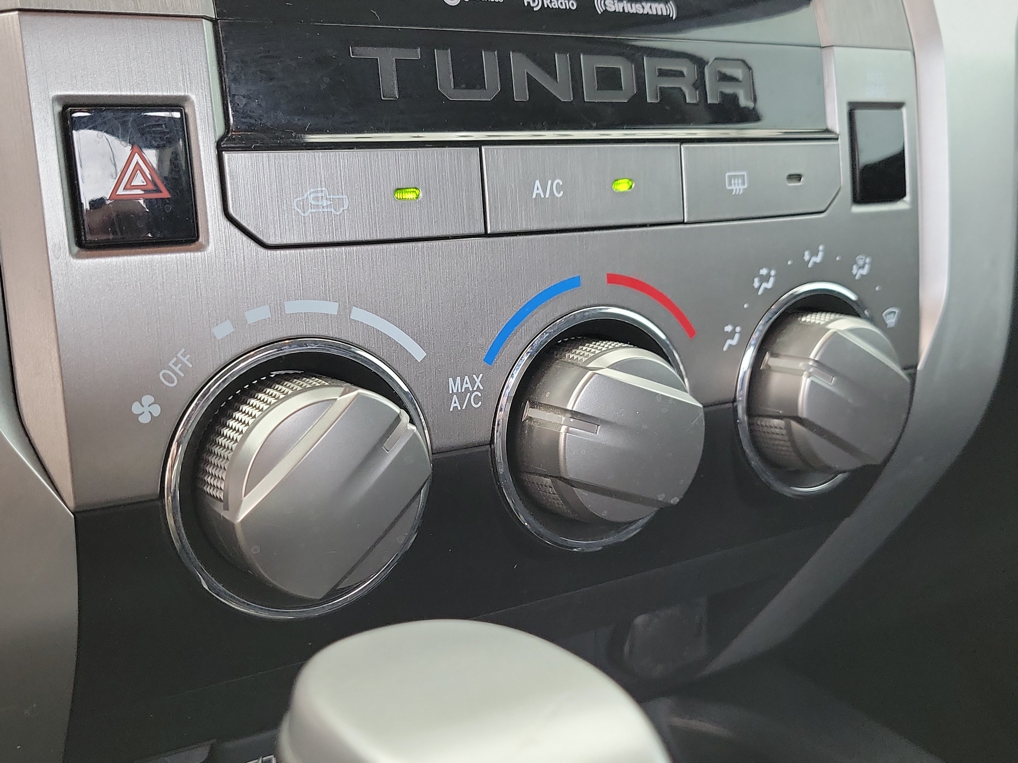 Used 2021 Cement Toyota SR5 image 27