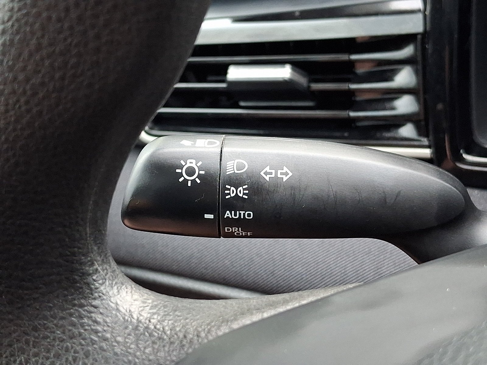 Used 2025 Underground Toyota LE image 23