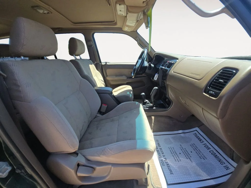 Used 2002 Green Toyota SR5 image 15