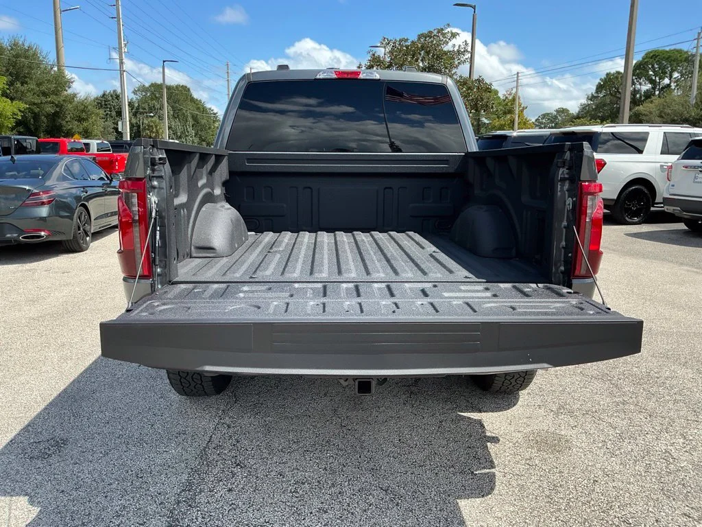 Used 2026 Gray Ford XLT image 23