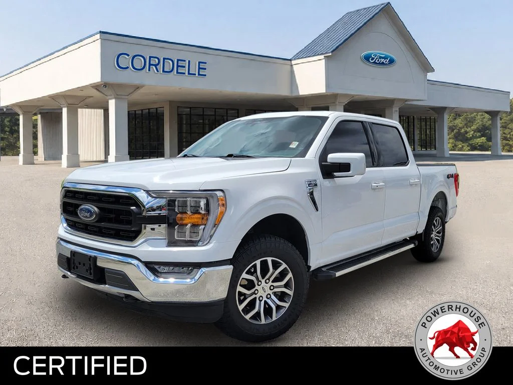 Used 2022 White Ford Lariat image 1