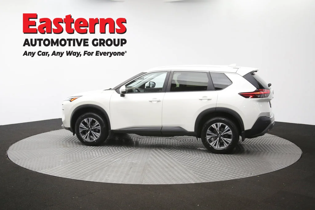 Used 2023 White Nissan SV image 64