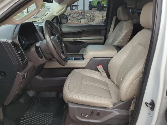 Used 2021 White Ford Limited image 17