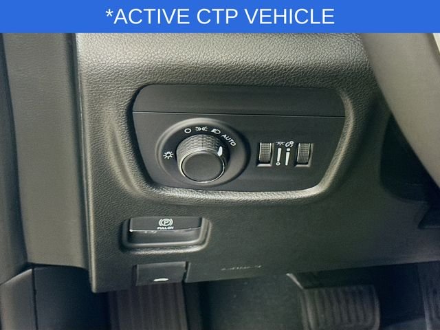 New 2025 Bright White Clear-Coat Exterior Paint Jeep Altitude X image 10