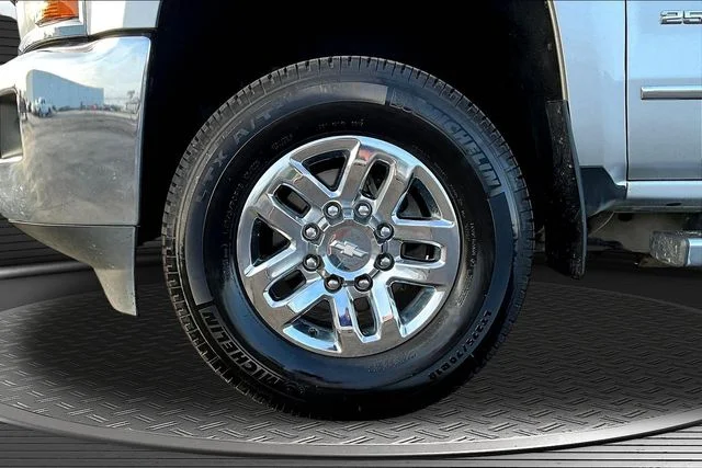Used 2017 Silver Chevrolet LTZ image 35