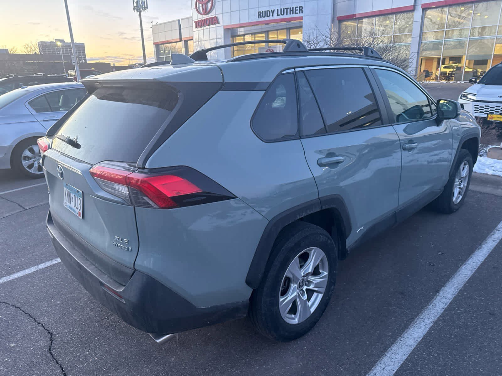 Used 2021 Toyota RAV4 XLE with VIN 4T3RWRFV7MU014878 for sale in Golden Valley, Minnesota