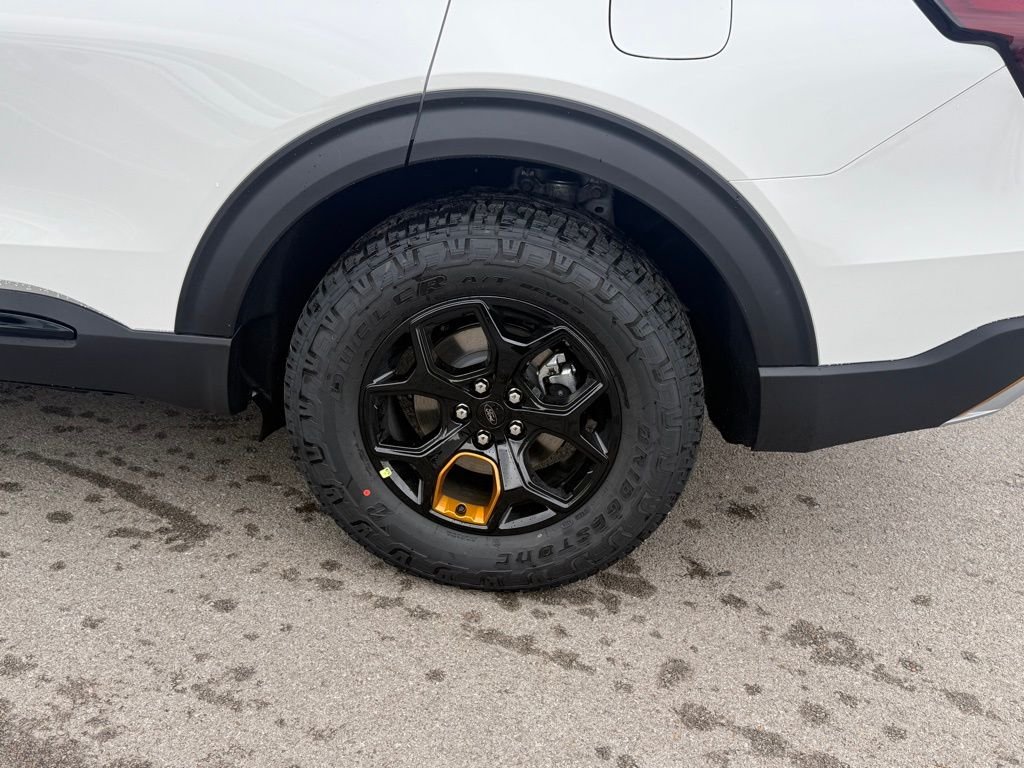 2026 Ford Explorer Tremor - Photo 42
