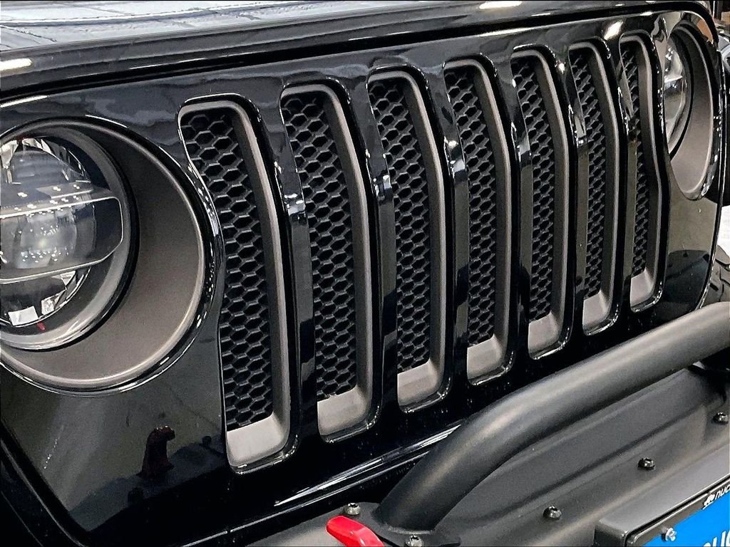 Used 2020 Black Jeep Unlimited Rubicon image 33