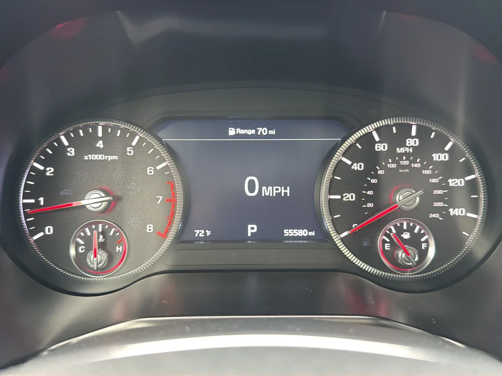 Used 2022 White Kia SX image 12