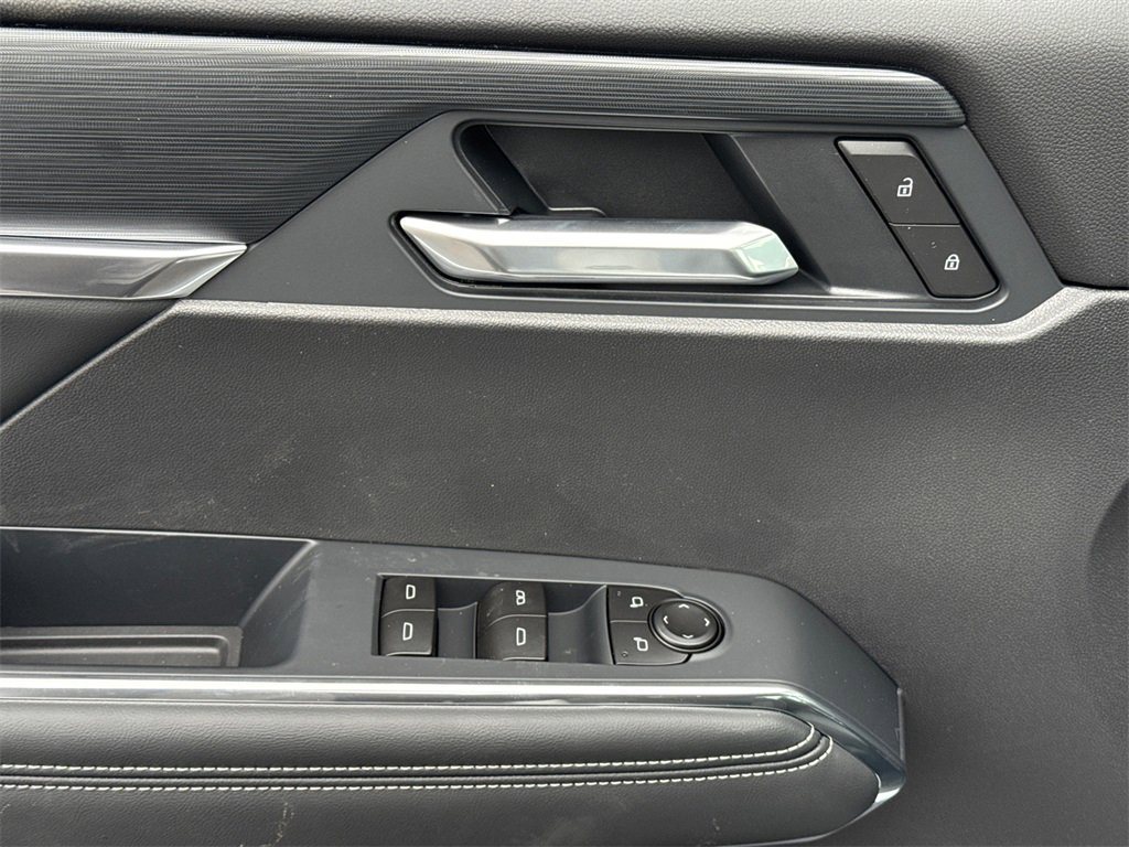 2026 GMC ACADIA - Image 14