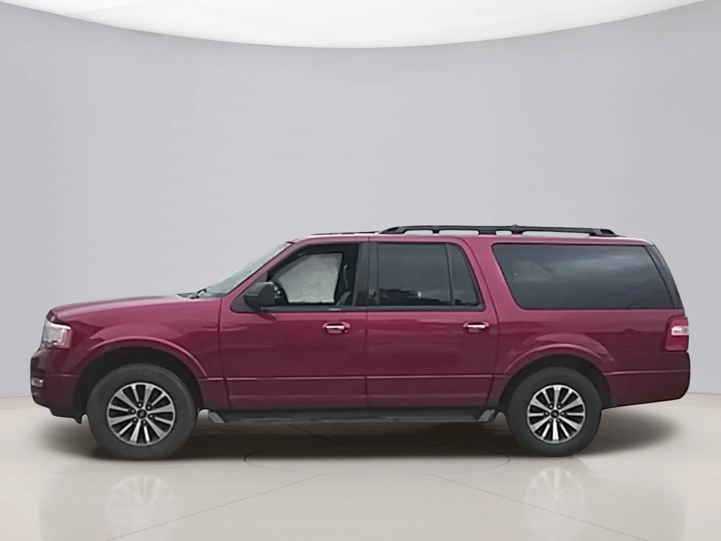 Used 2017 Red Ford EL  XLT image 2